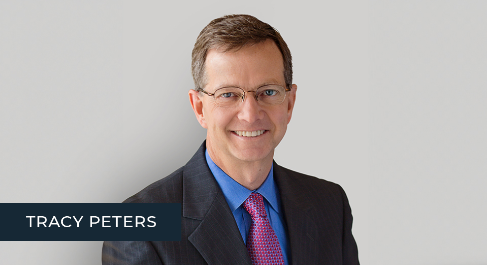 Tracy Peters, Lument