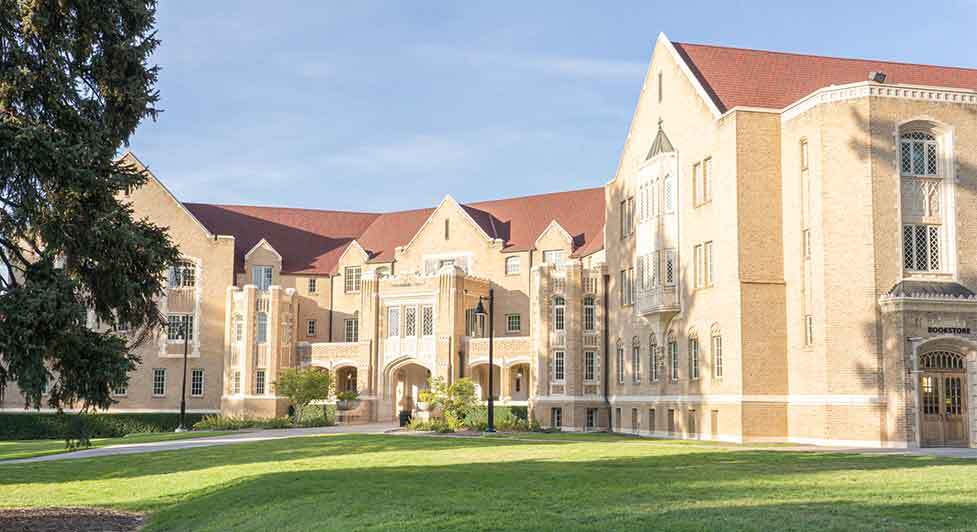 Archway Communities: Elevating Lives With Service-Enriched Affordable Housing 2 Archway Communities: Elevating Lives With Service-Enriched Affordable Housing - Lument Client